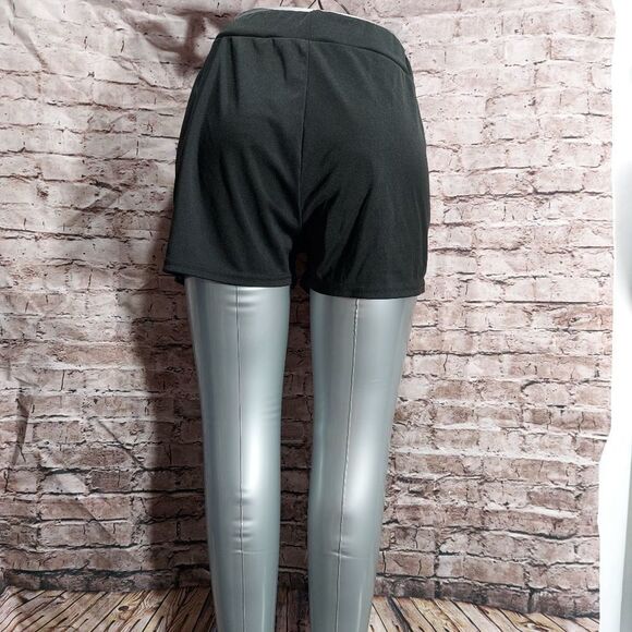Front slit shorts size large - Picture 3 of 5